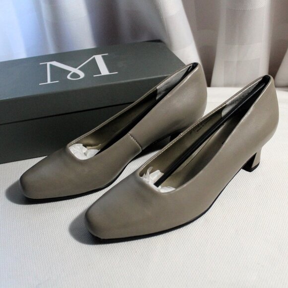 NIB Mark Lemp Classics by Walking Cradles "Vicki" Taupe Kidskin Pumps, 7.5M - Picture 1 of 9
